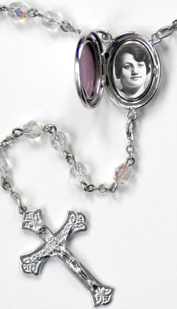 Sacred Heart Oval Locket Rosary Beads