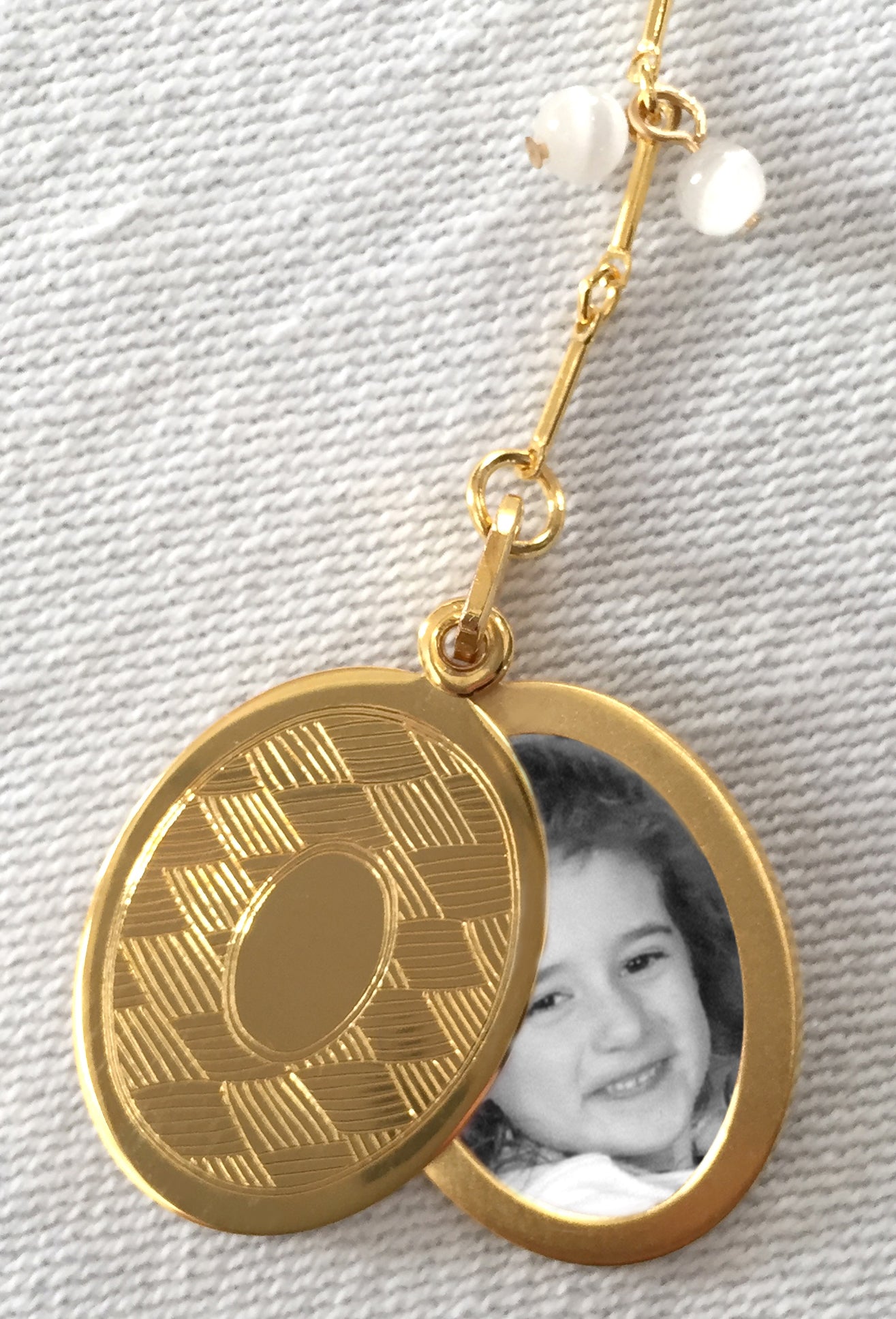 Mirror Mirror on My Heart Oval Slide Locket Necklace