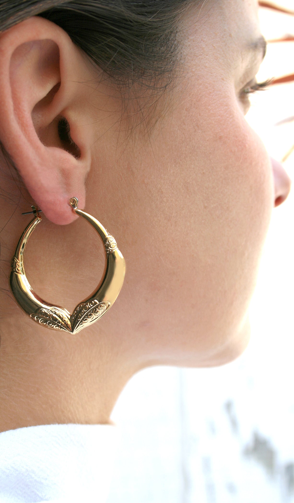 Gold Plate Medium Dainty Hollow Hoop Earrings