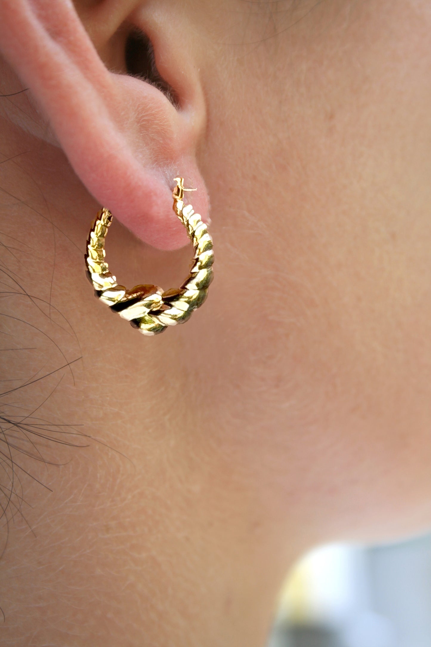 Gold Plate Small Puff Shrimp Hollow Hoop Earrings